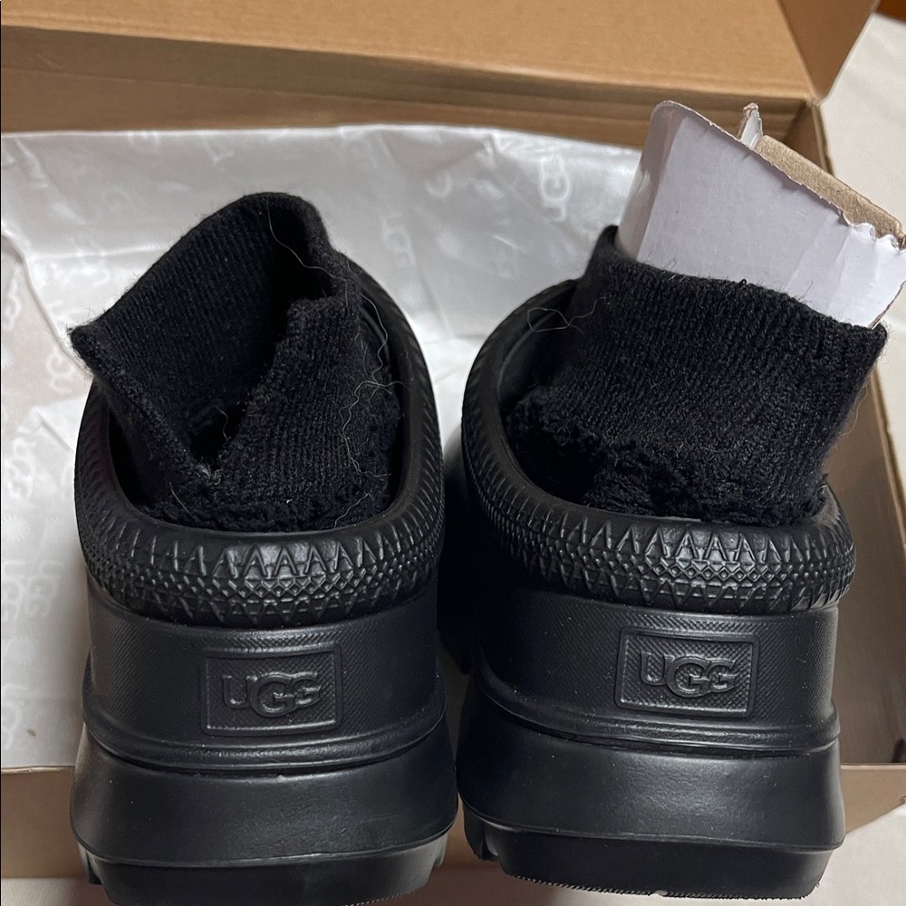 Black Women’s Slip-On Clog Shoes - Comfortable Everyday Wear - Picture 7 of 12